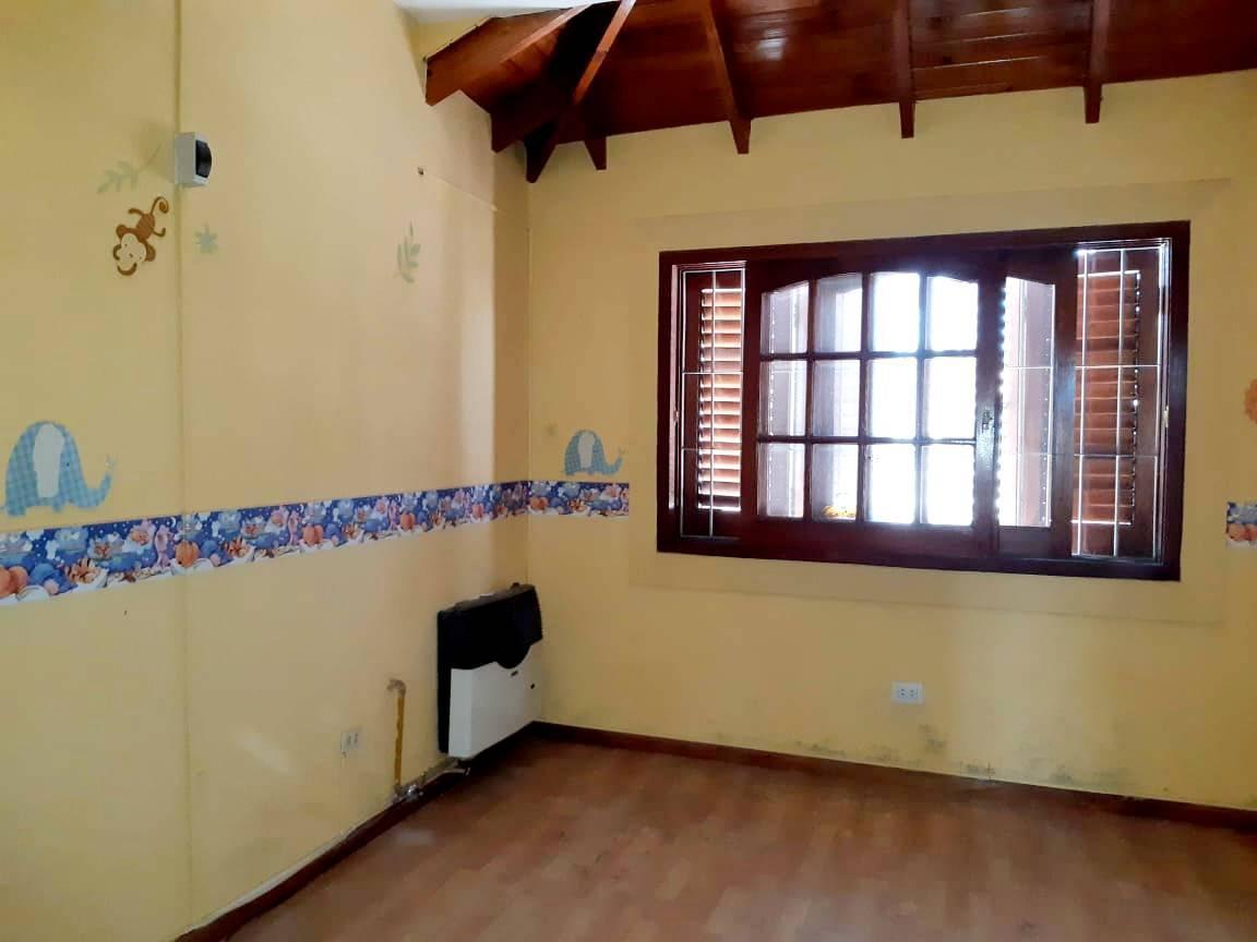Depósito 80 m² C/ Oficinas y Depto. 3 Amb P. Alta 4
