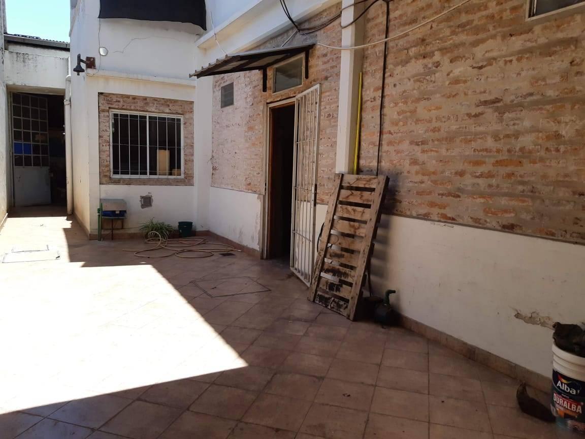 Depósito 80 m² C/ Oficinas y Depto. 3 Amb P. Alta 5