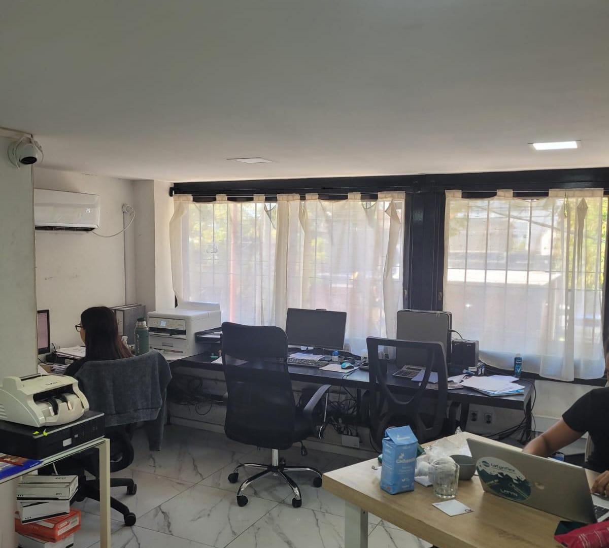 Foto de Galpon de 405 m² en venta en próximo a Ruta 8, imagen 4