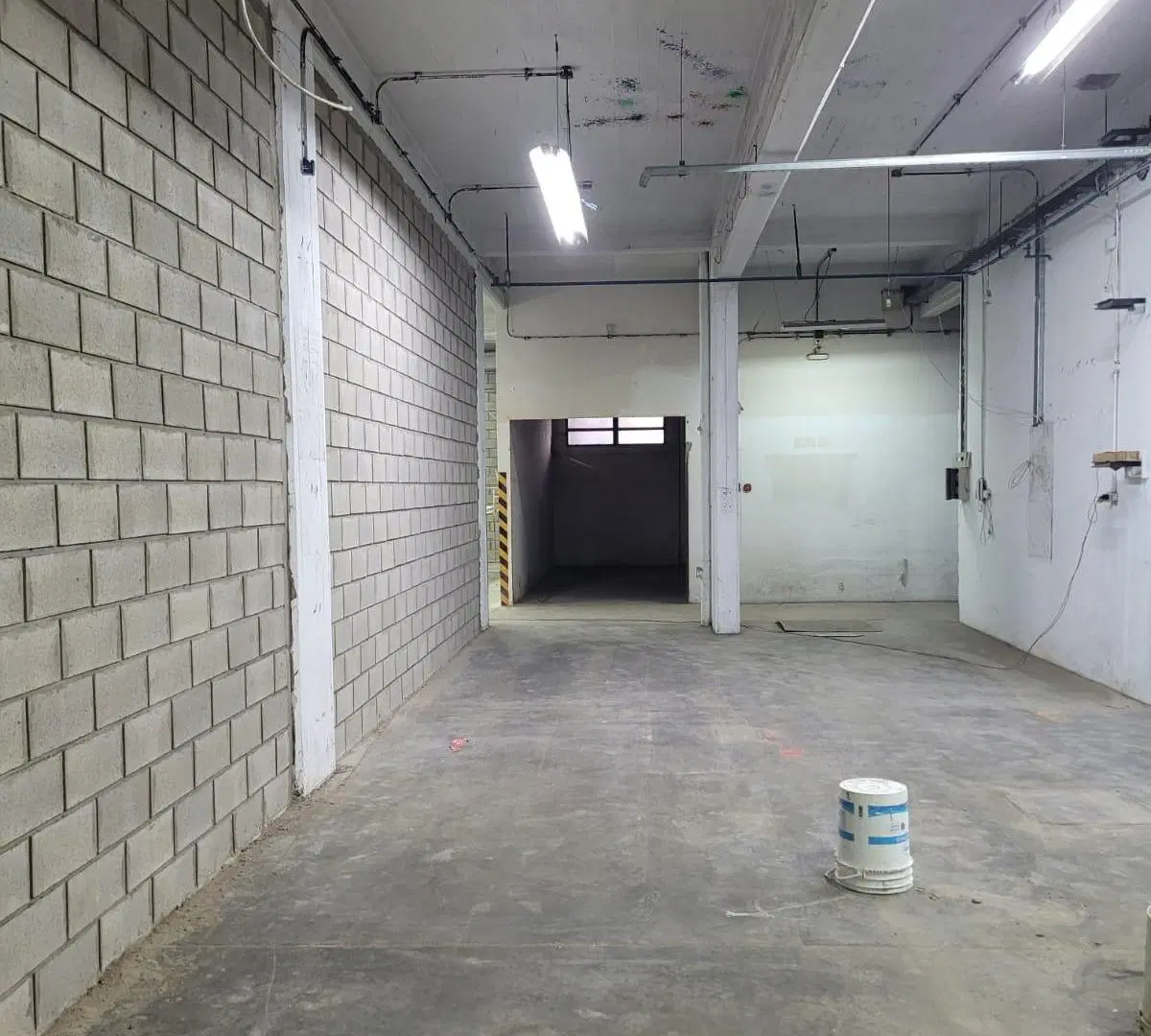 Galpon 1000 m2 a mts. Av San Martín 5