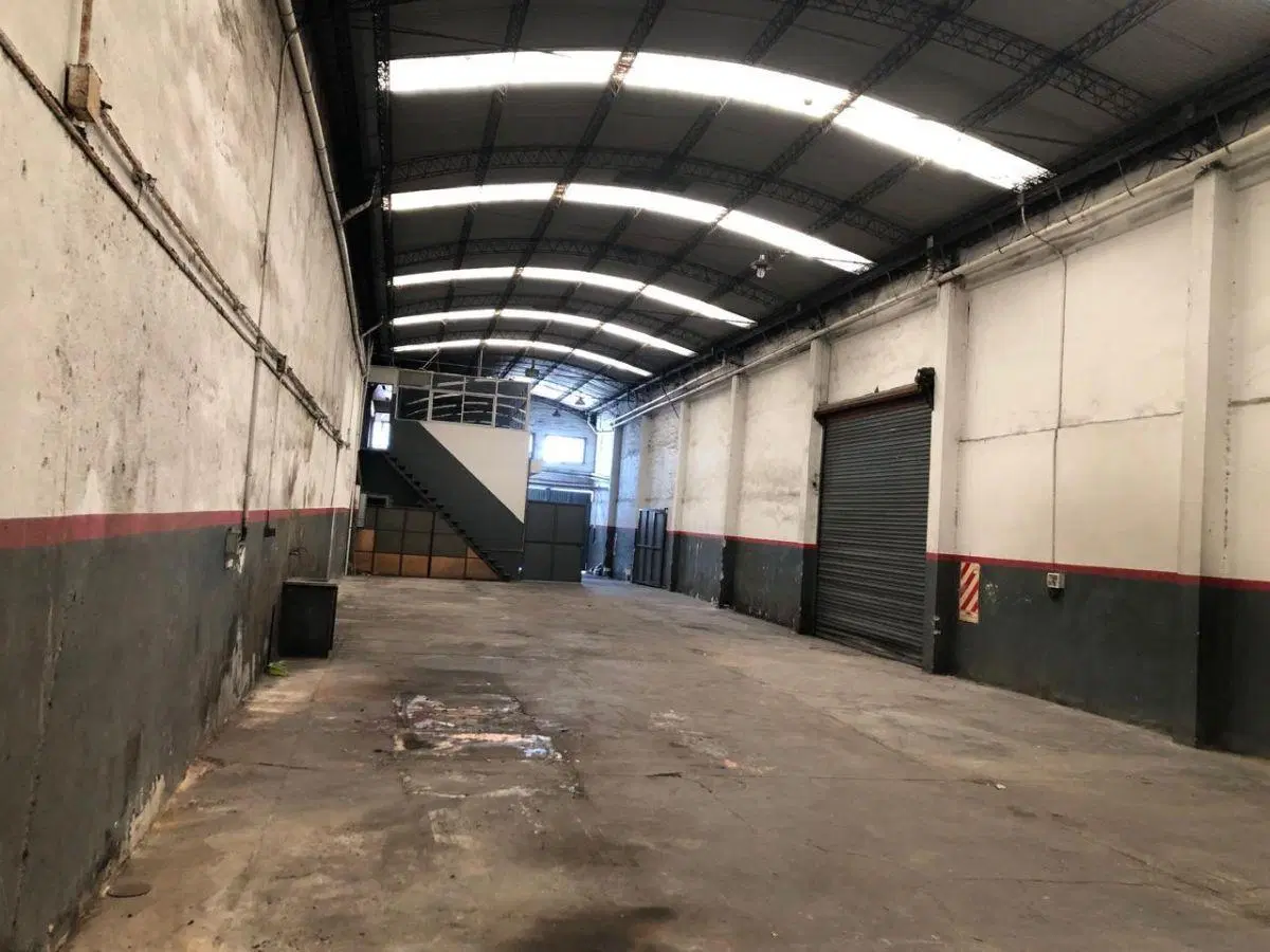 Galpón 560 m2 a mts 2
