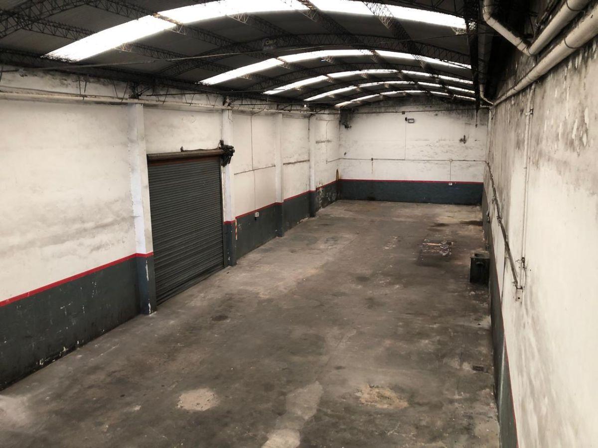 Foto de Galpon 560 m² en alquiler en Villa Ballester, imagen 1
