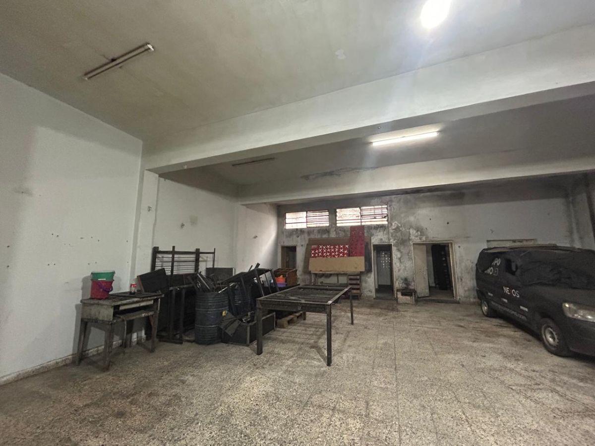 Foto de Galpon de 320 m² en alquiler en Caseros, imagen 4