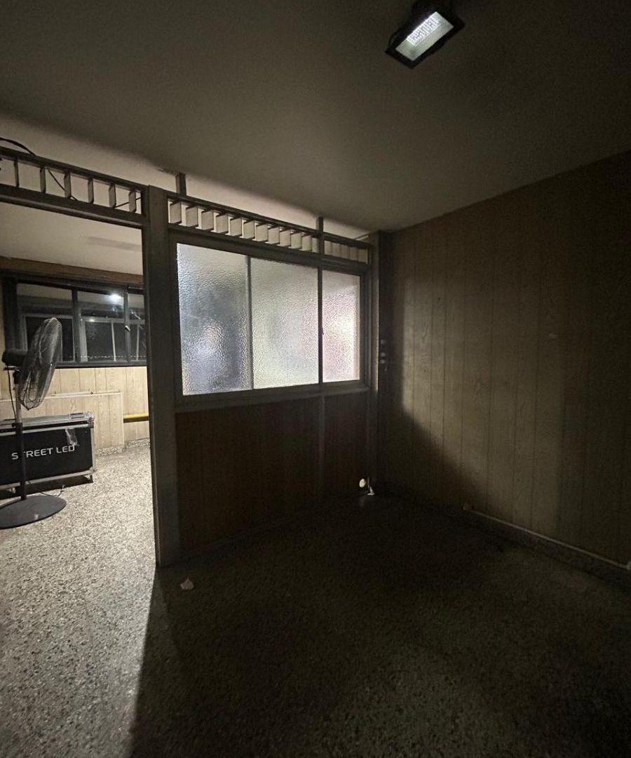 Foto de Galpon de 320 m² en alquiler en Caseros, imagen 3
