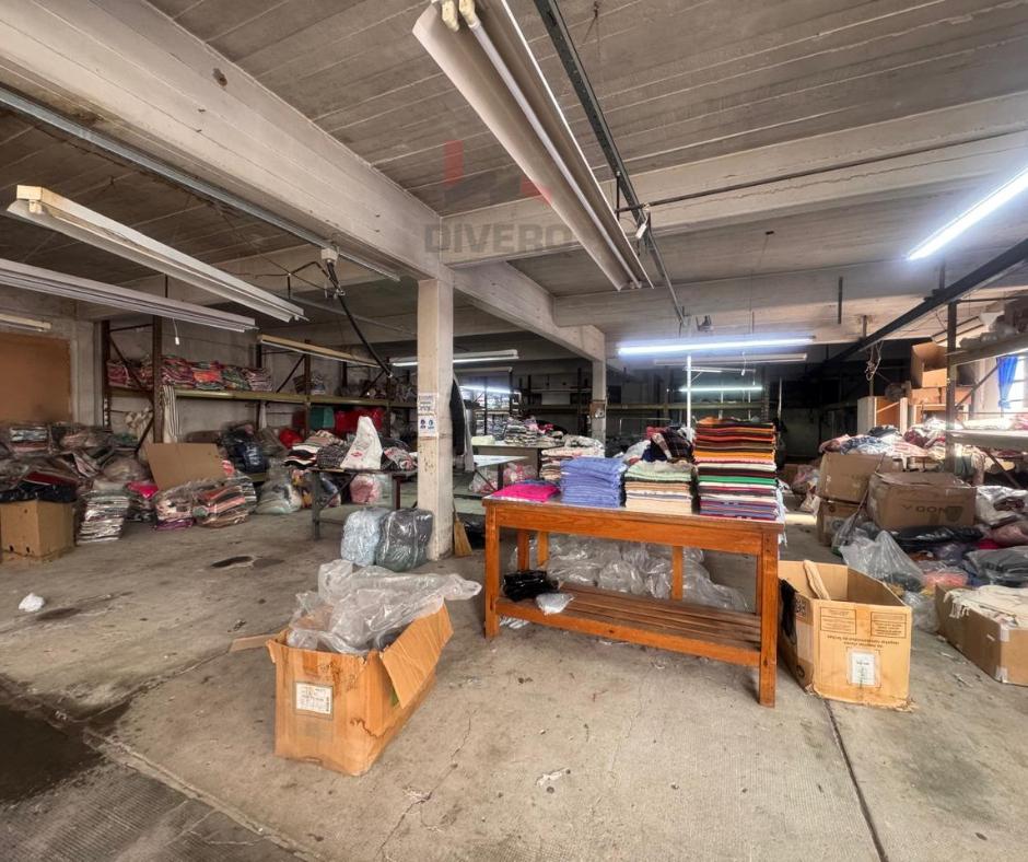 Foto de Galpón 1190 m2 en Dos Plantas, Villa Lynch, imagen 1