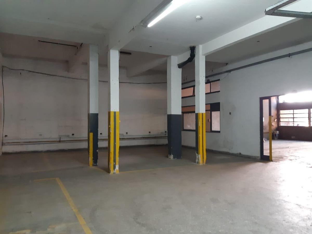 Foto de Galpón 450 m2 c/ vivienda en alquiler en Villa Martelli, imagen 5