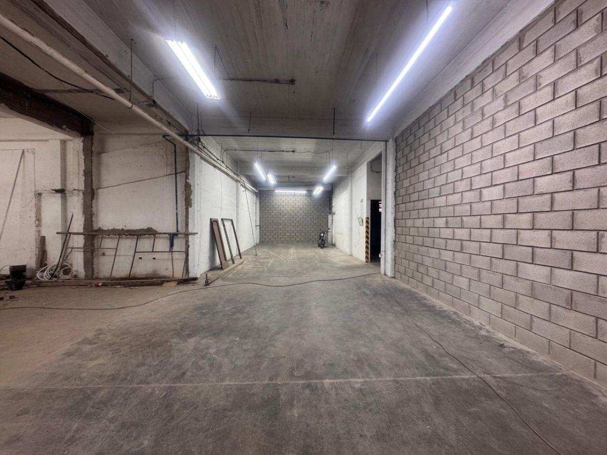 Foto de Galpón 980 m² en Venta a m. de Av San Martin, imagen 1