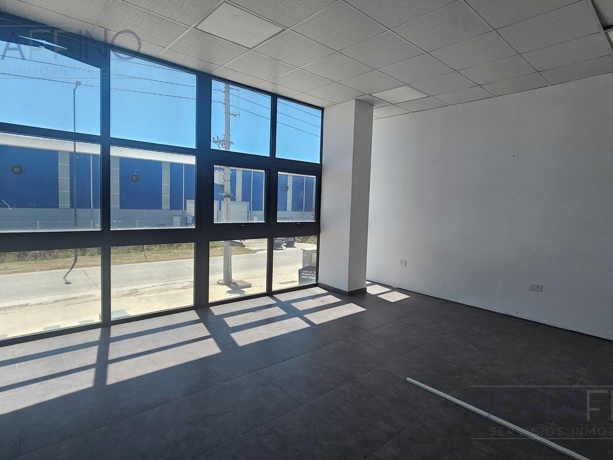Foto de Nave Industrial en Alquiler 1500 m2 en POLO INDUSTRIAL EZEIZA, imagen 3