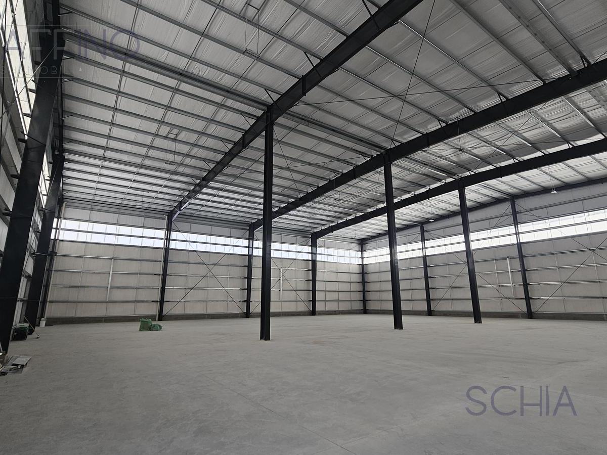 Nave Industrial en Aqluiler 1400 m² Pitec 2 Fcio Varela 3