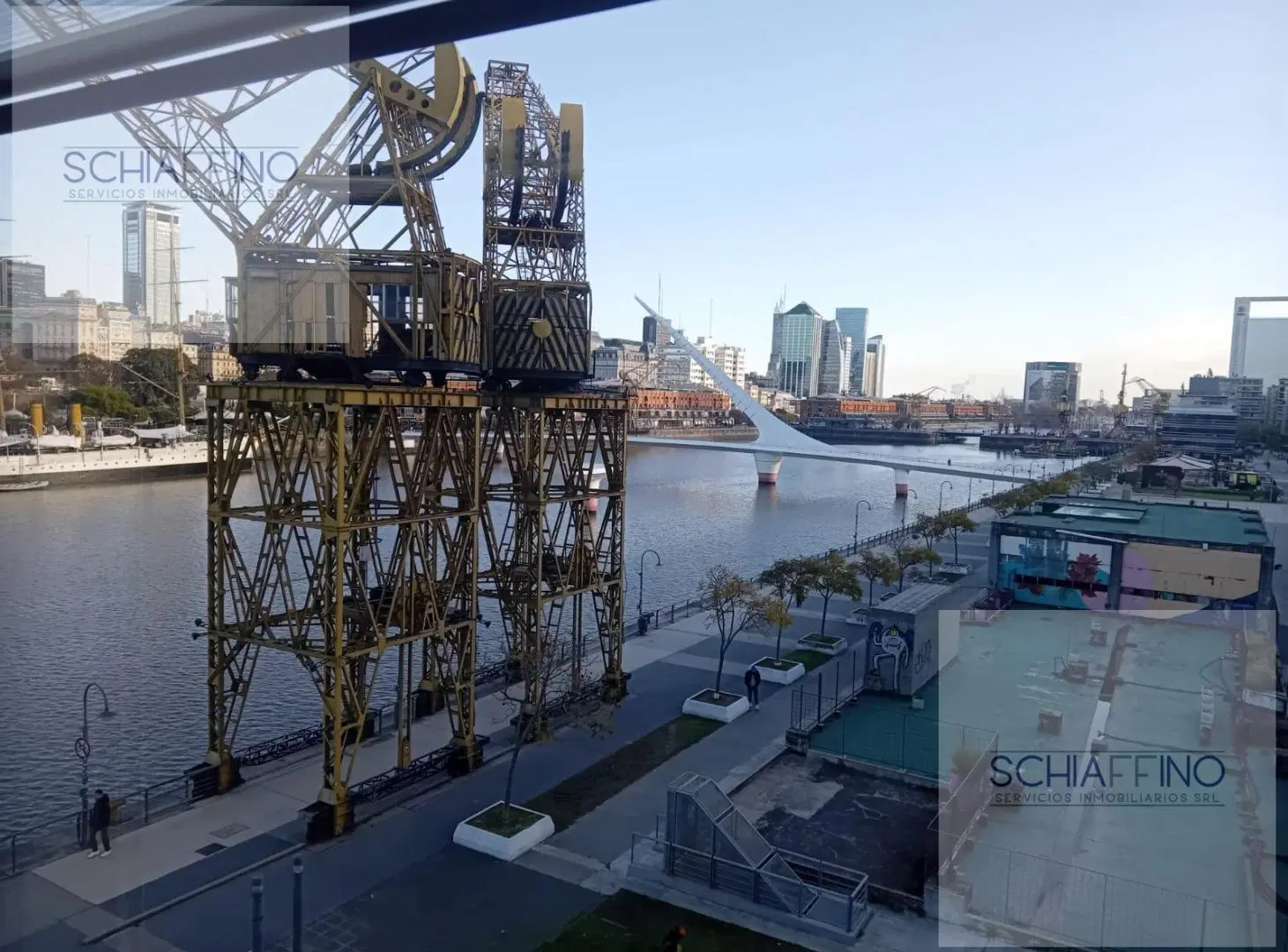 Alquiler Oficina lista para entrar con vista al Puente de la Mujer, Puerto Madero 2