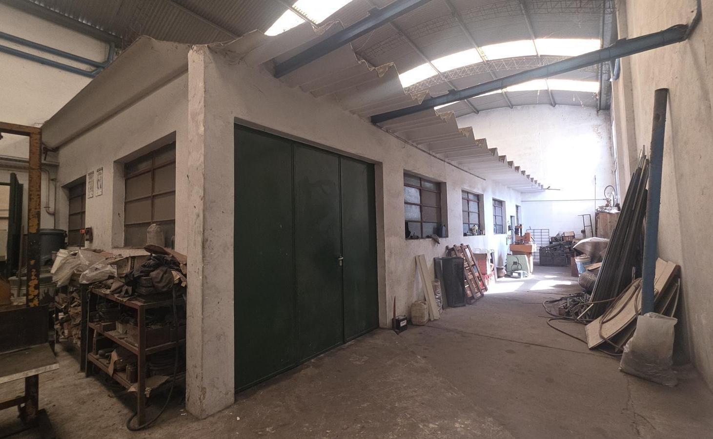 Foto de Galpón | Alquiler | Quilmes Oeste | 900 m2, imagen 1