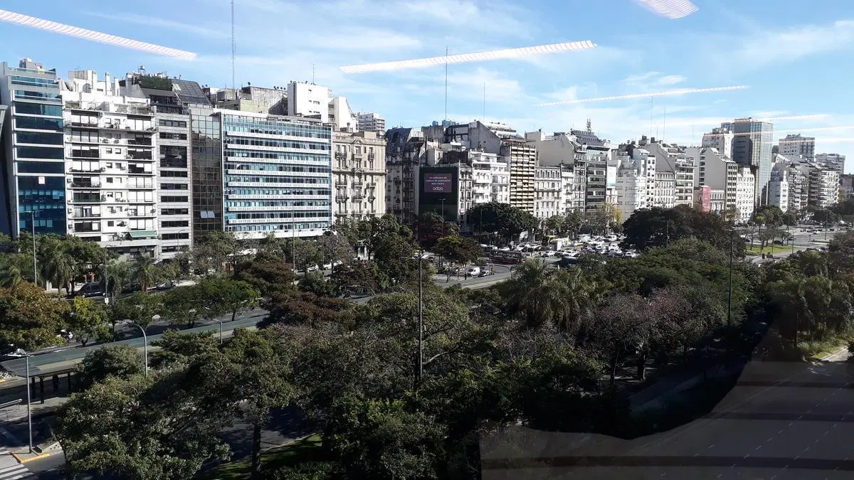 Oficina en venta Retiro sobre 9 de Julio 2