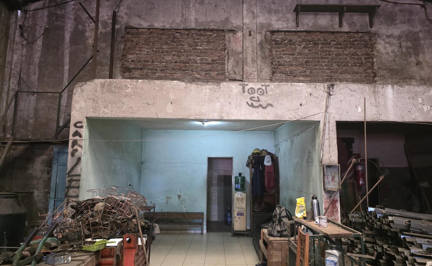 Foto de Galpón en Venta o Alquiler Quilmes Oeste, imagen 2