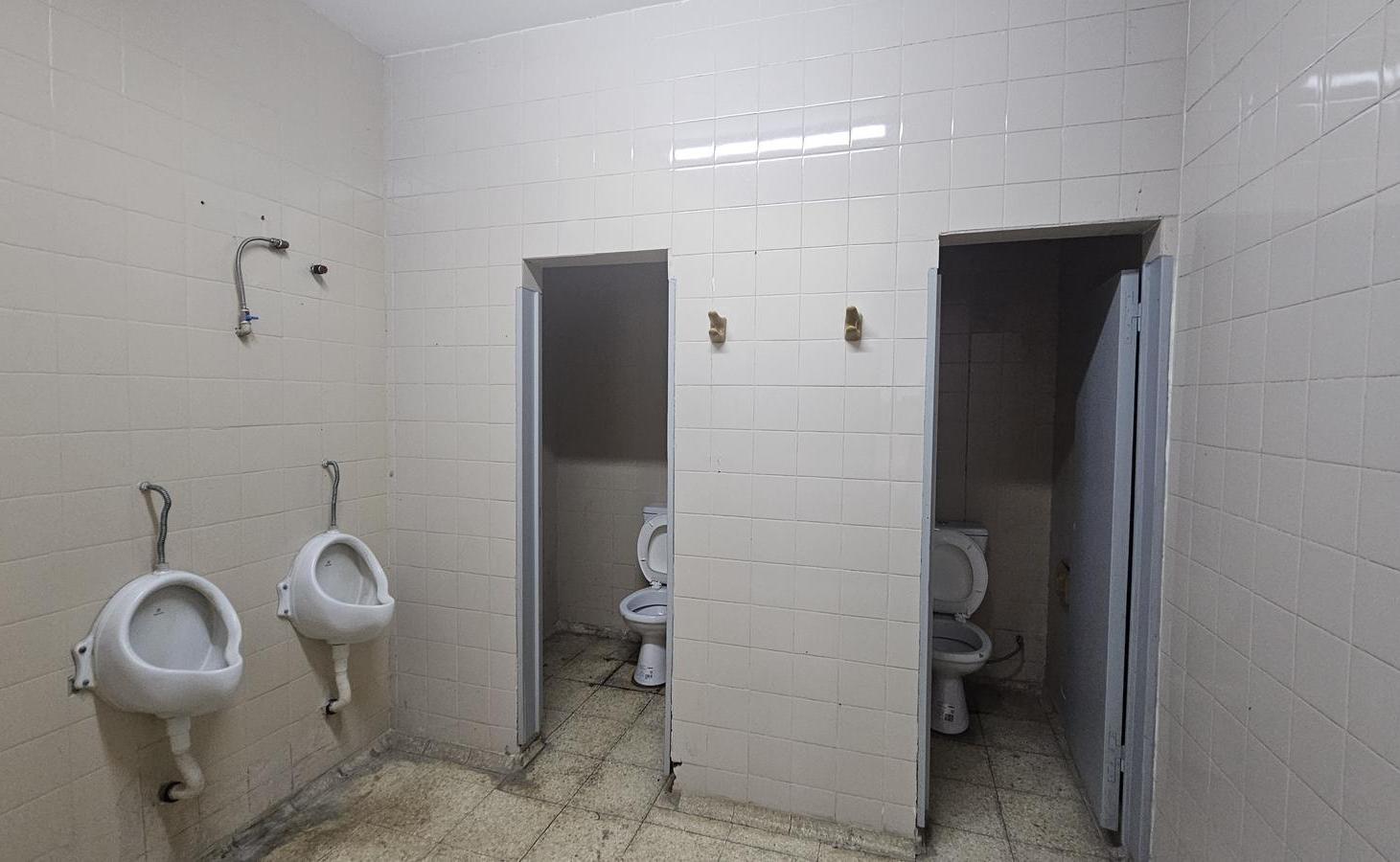 Foto de Galpon 1800 m2 en alquiler Fcio. Varela Ruta 2 a ms Rotonda Gutierrez, imagen 4