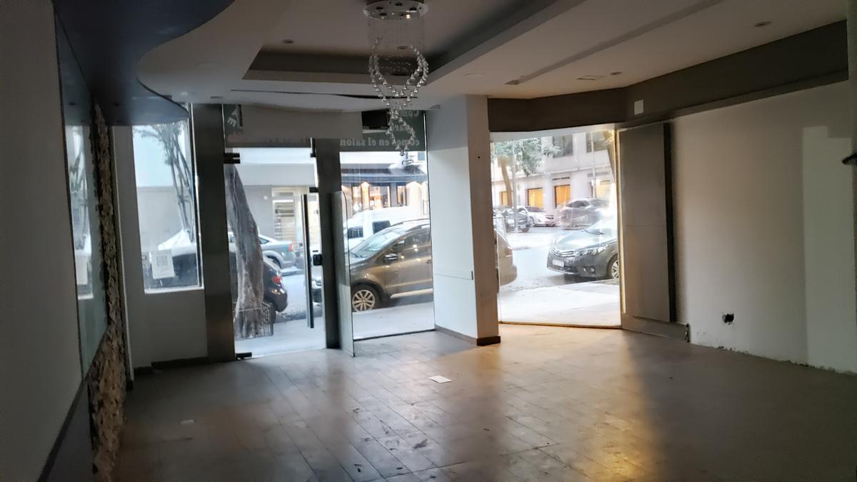 Foto de Local - venta - Recoleta, imagen 1