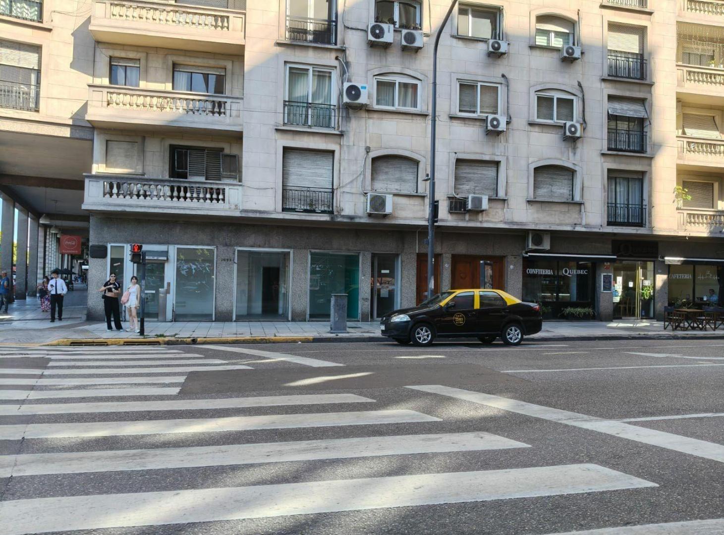 Foto de Local en alquiler, Recoleta, imagen 1