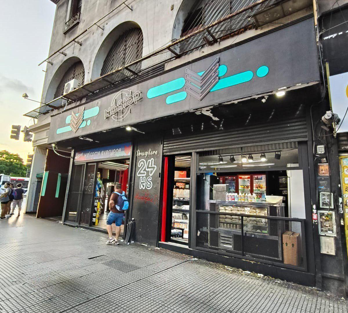 Foto de Local - venta - Balvanera, imagen 4