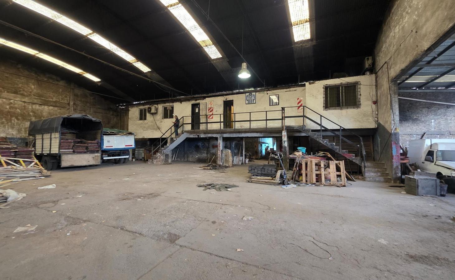 Foto de Galpón en Venta o Alquiler Quilmes Oeste, imagen 3