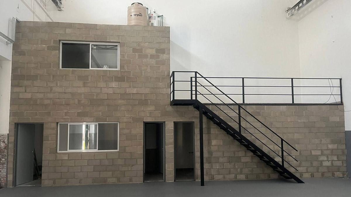 Foto de Nave Industrial | VENTA | ALQUILER | OPORTUNIDAD, imagen 2