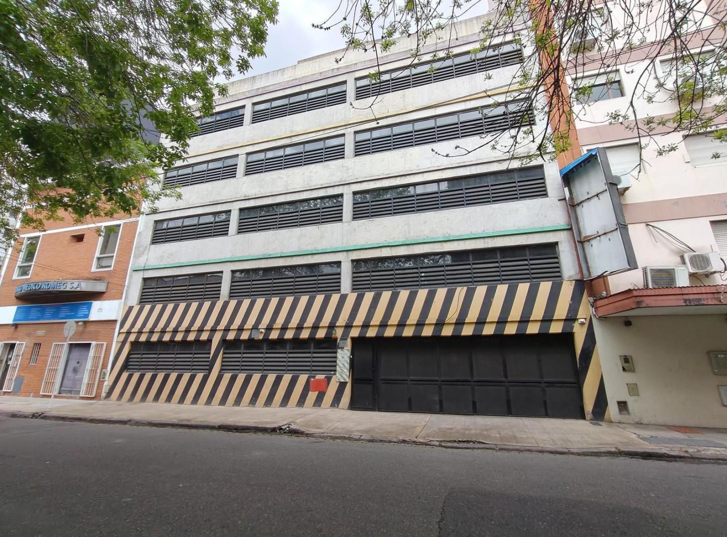 Foto de Cocheras en venta en Balvanera Once, imagen 1