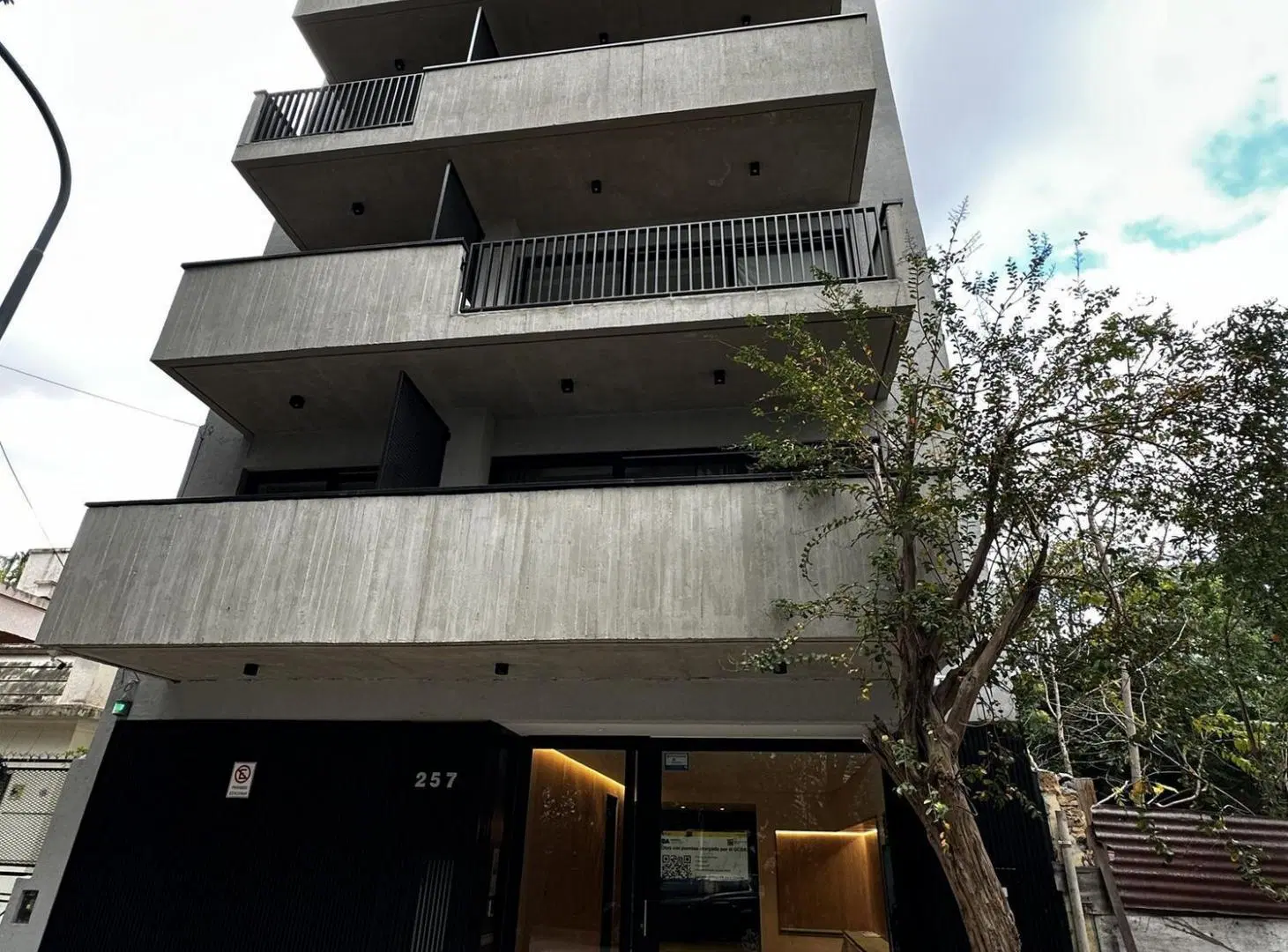 Venta Monoambiente divisible con balcon al frente y a estrenar en Colegiales 4