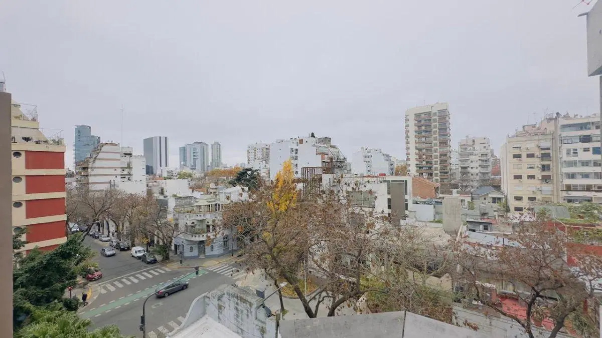 Venta 3 ambientes con balcón terraza 5