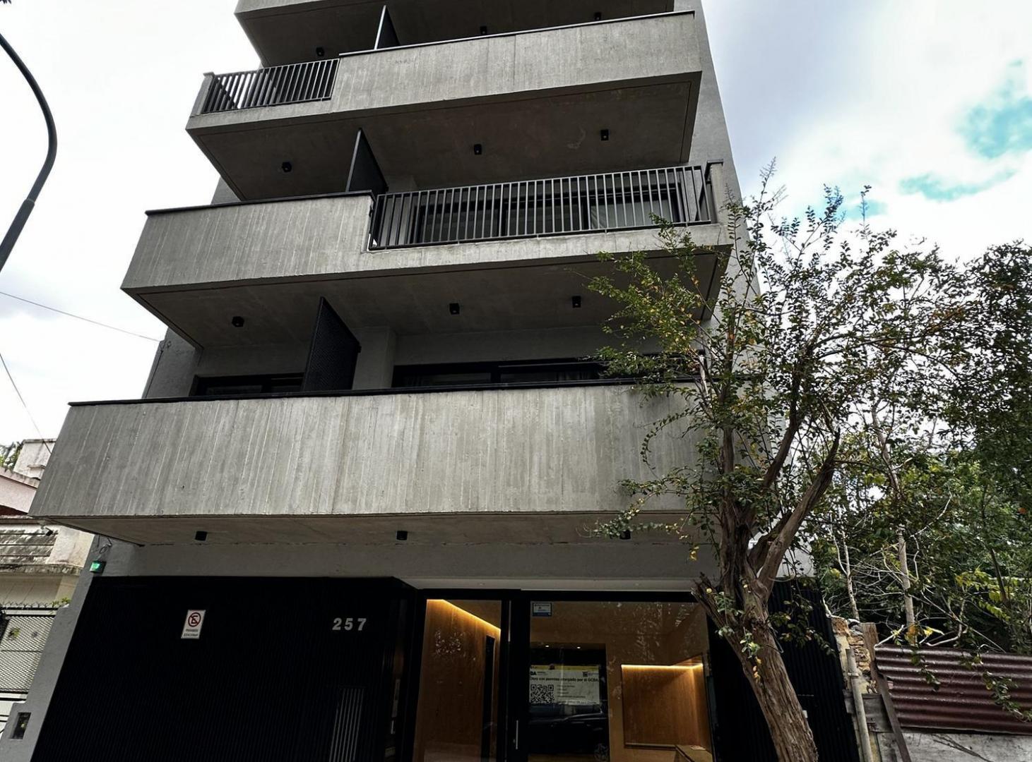 Venta Monoambiente divisible con balcon al frente y a estrenar en Palermo