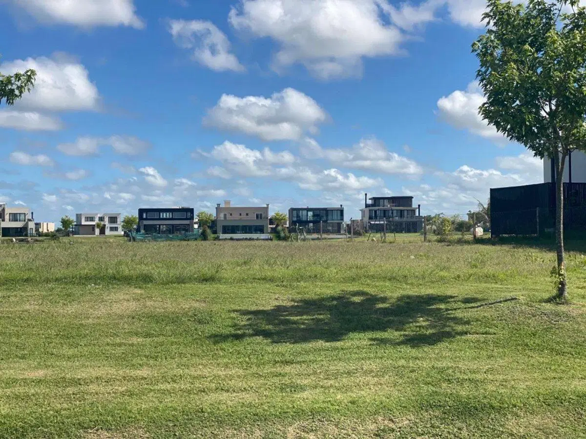 Venta - Lote de 964 m² - Barrio Costas - Puertos del Lago - Partido de Escobar 4
