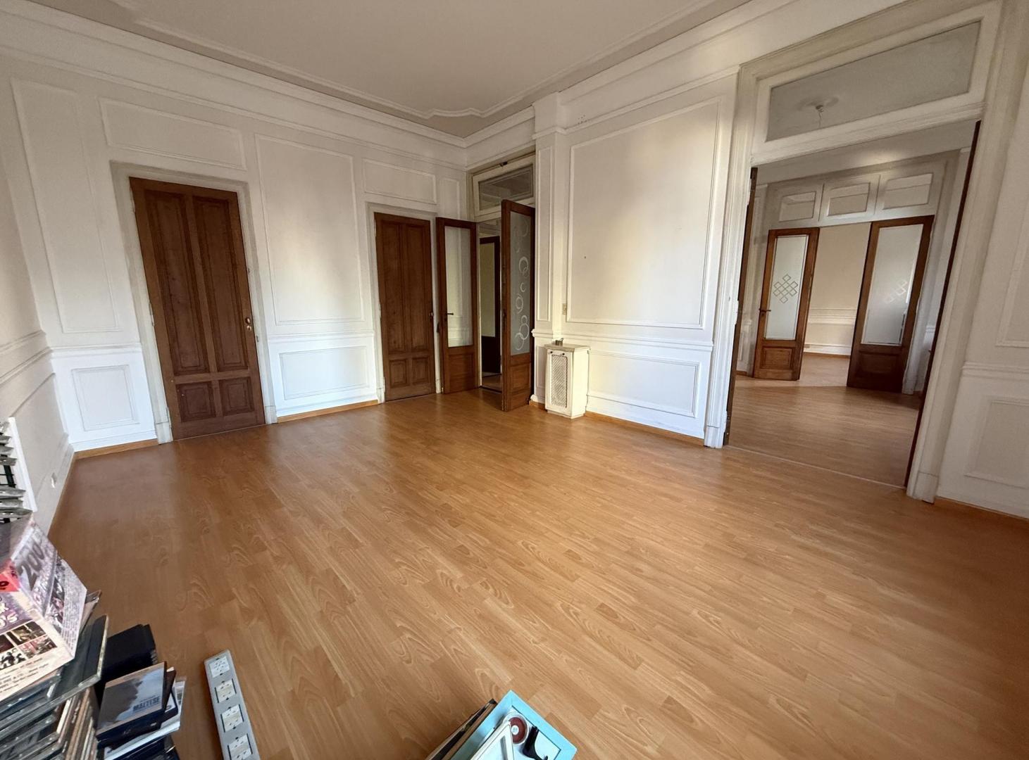 Foto de Venta departamento Semipiso al frente con Baulera Apto Profesional en, imagen 4