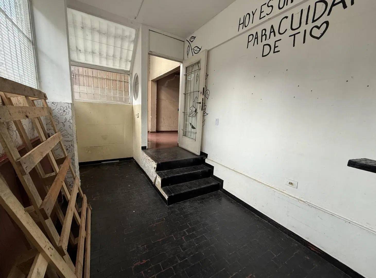 Alquiler Local comercial con vidriera a la calle en Caballito 1