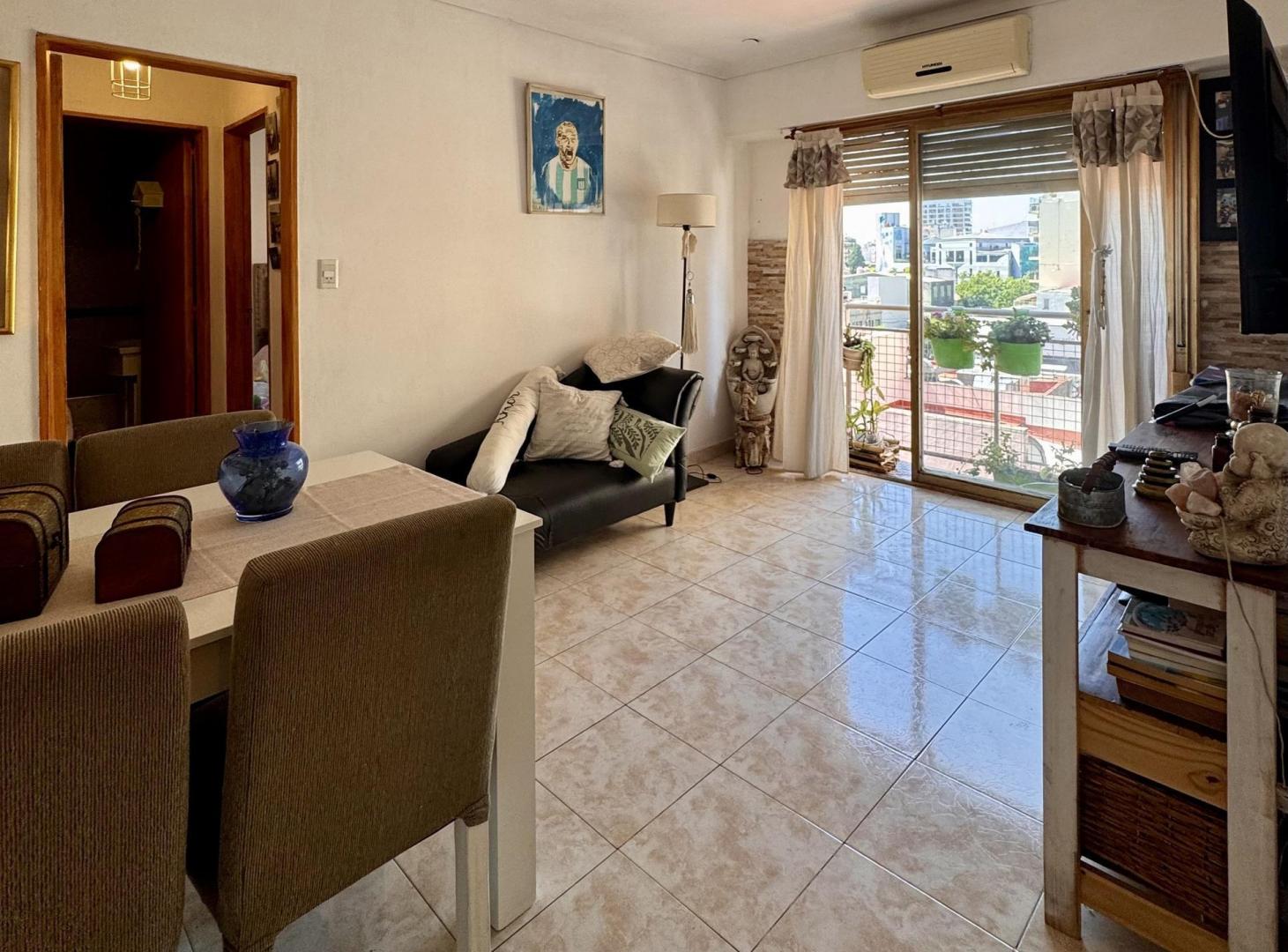 Foto de VENTA DEPARTAMENTO 2 ambientes, Luminoso con Vista Abierta en Villa del, imagen 1