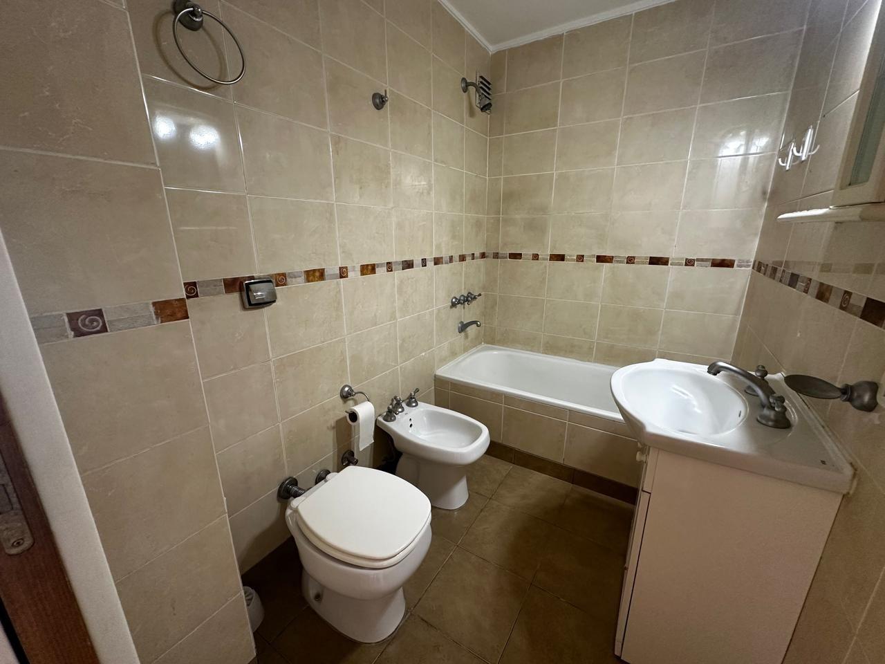 Foto de Alquiler Monoambiente con balcon y pileta en Caballito, imagen 4