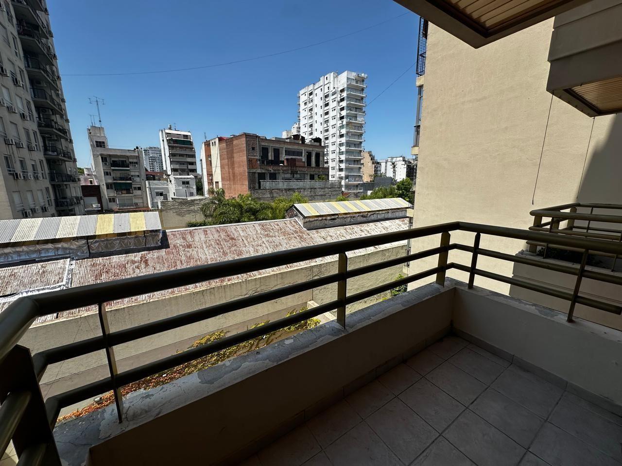 Foto de Alquiler Monoambiente con balcon y pileta en Caballito, imagen 4