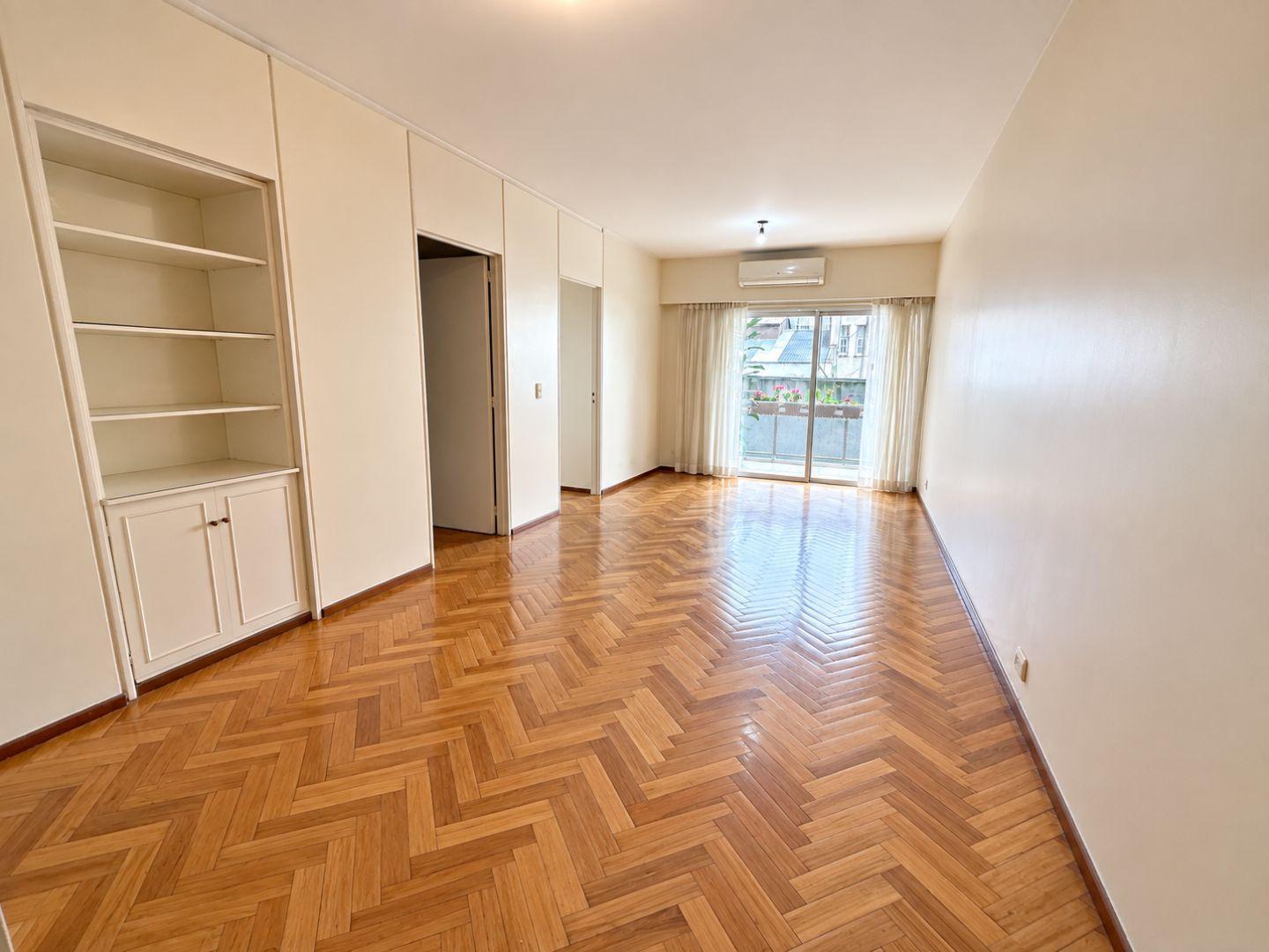 Foto de Alquiler departamento 2 ambientes de categoria - Plaza San Martin, imagen 3
