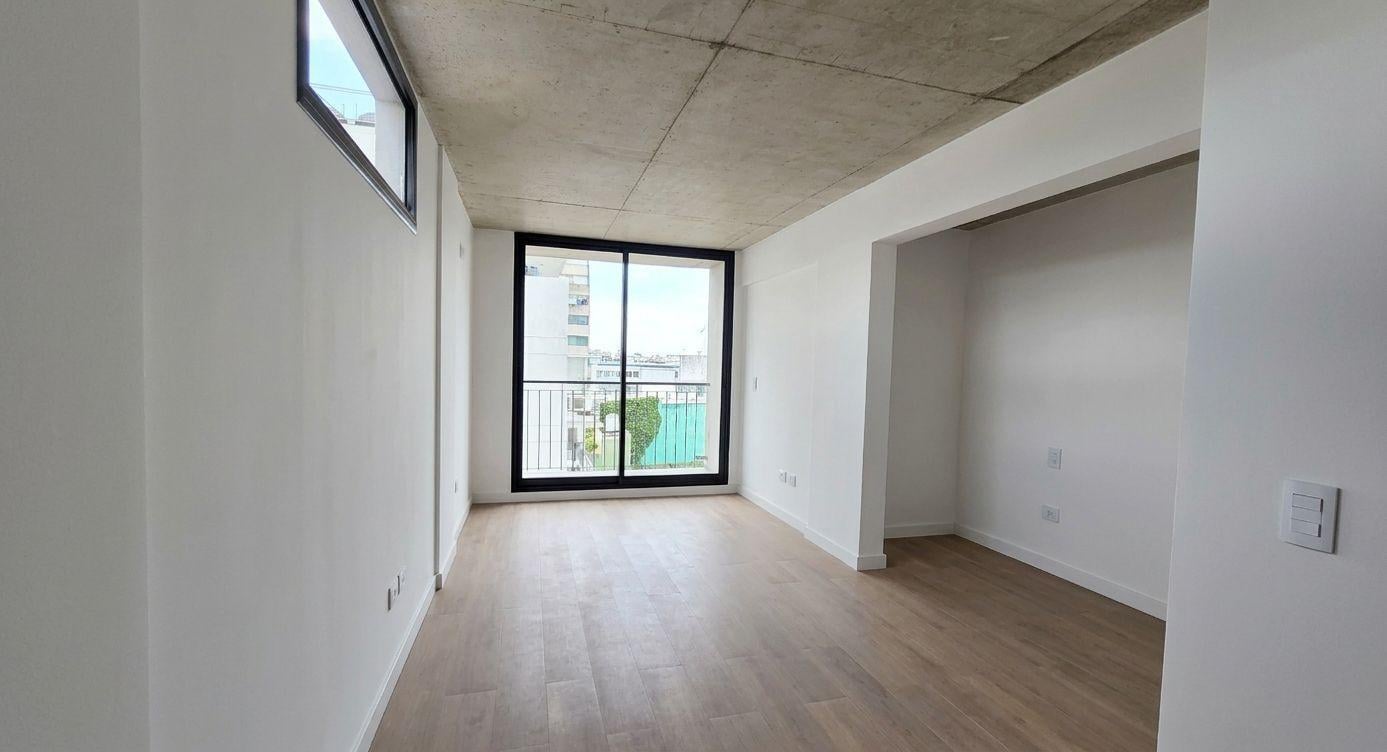 Foto de Venta Departamento Monoambiente con Balcón, Piso 5 · Villa Ortúzar, imagen 2