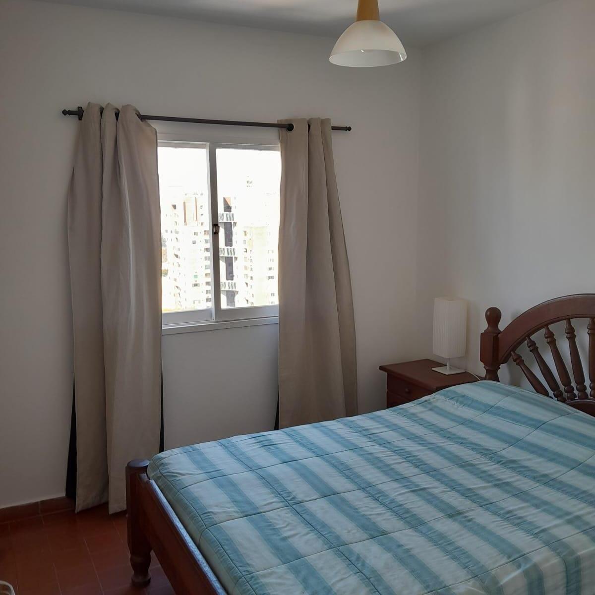 Depto 3 Dorm. y 2 Baños Amplio Alto Alberdi Excelente Vista 3