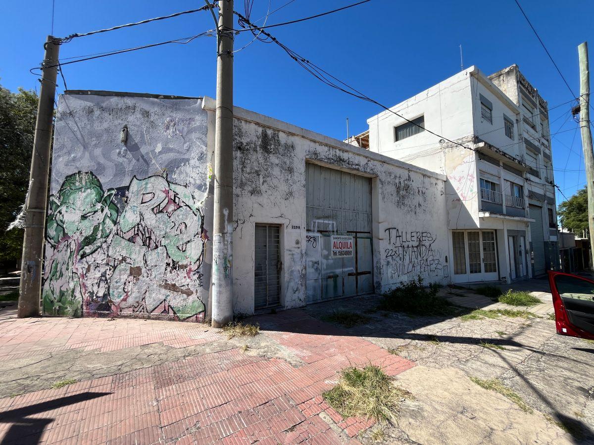 LOCAL GALPÓN CON DOS OFICINAS EN ALBERDI