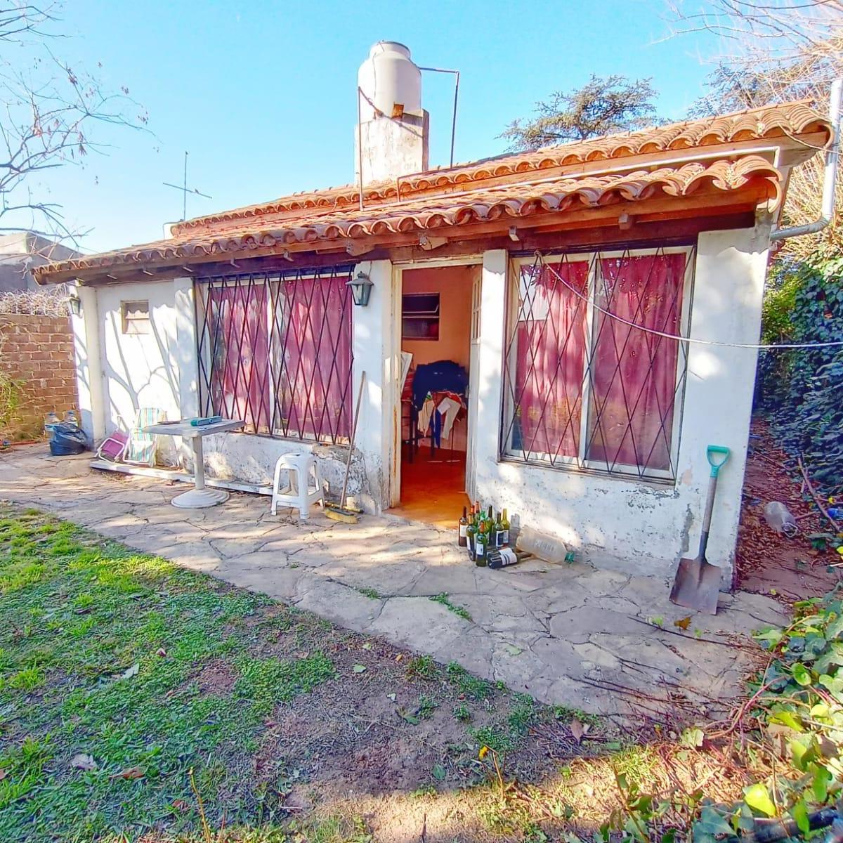 Casa Chalet a Reciclar | 300 m² de Lote | 3 Ambientes | Exc Ubicacion 5