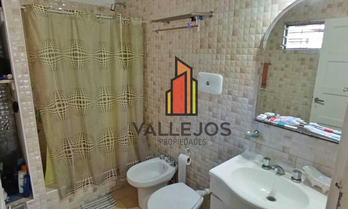 Venta Casa en PH Al Frente Cochera y Parque | San Andrés 1