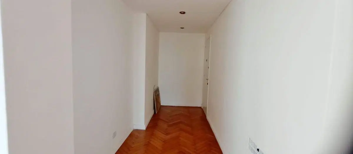 Departamento de 4 ambientes muy luminosos en excelente estado 3