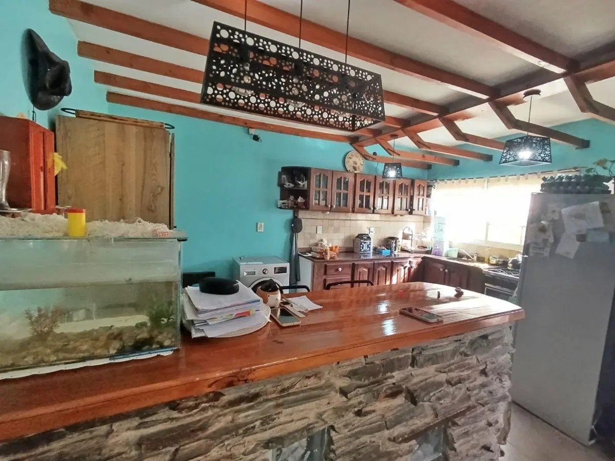 Casa quinta 4 ambientes | 1586 m2 parquizados, piscina, quincho 3