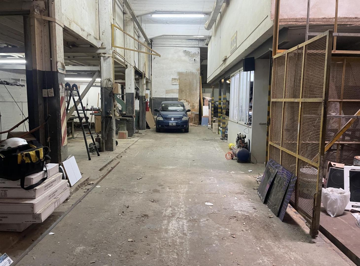 GALPON DE 1110M2 Galpón S/LOTE DE 410M2
