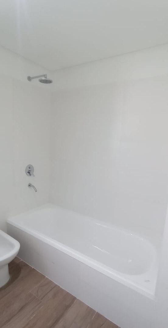 Foto de Departamento 2 amb con balcòn y cochera, imagen 4