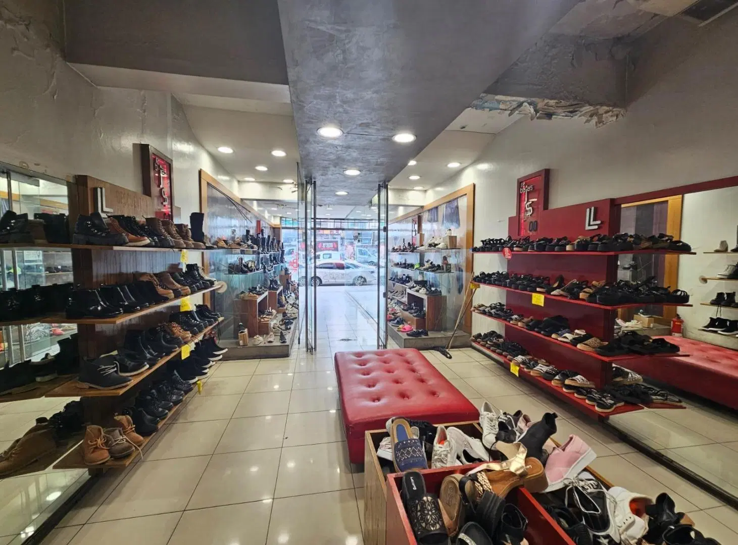 Venta y Alquiler Local en Liniers, CABA 5