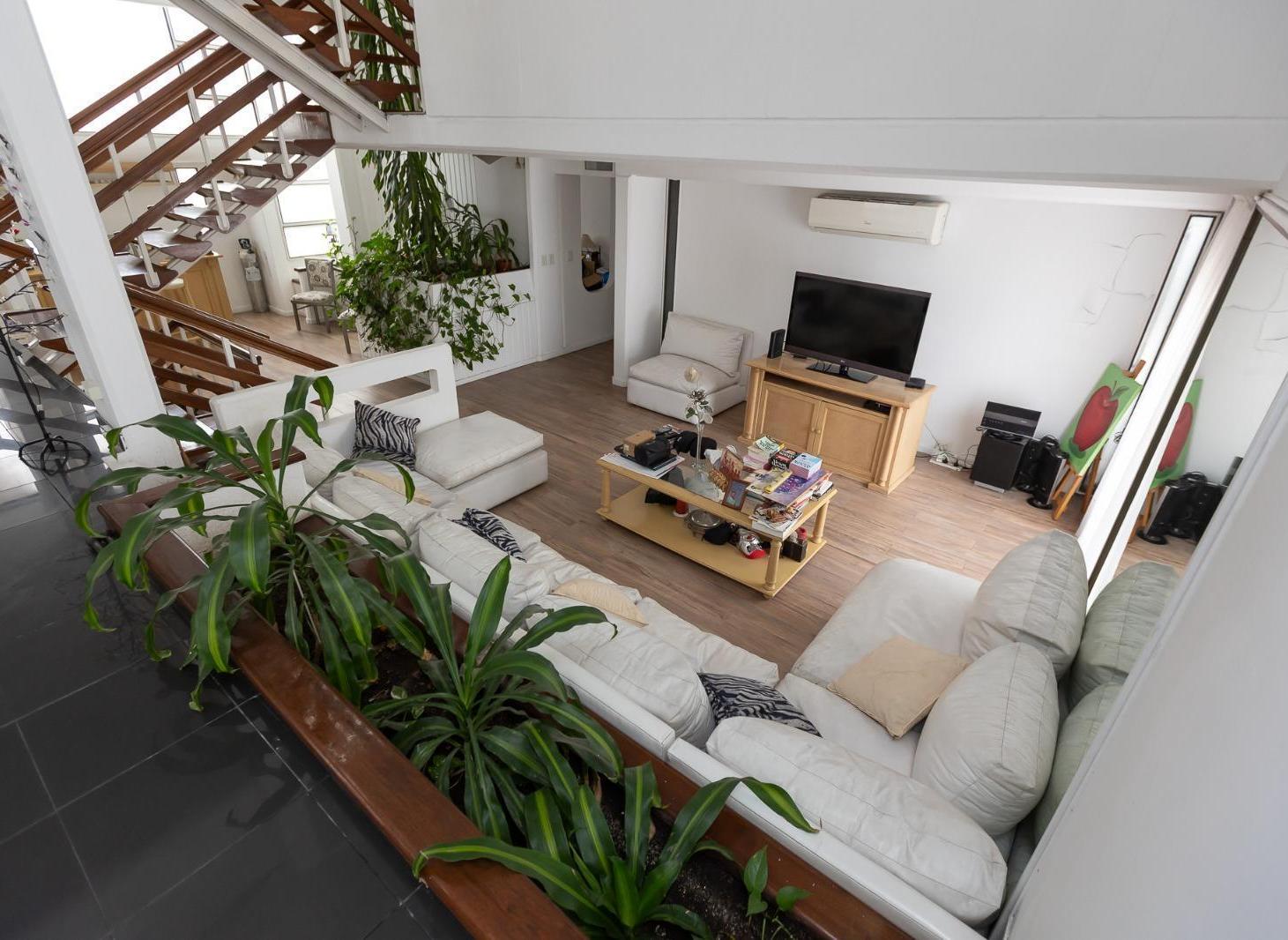Foto de Increíble casa en la mejor zona de Liniers, CABA, imagen 2
