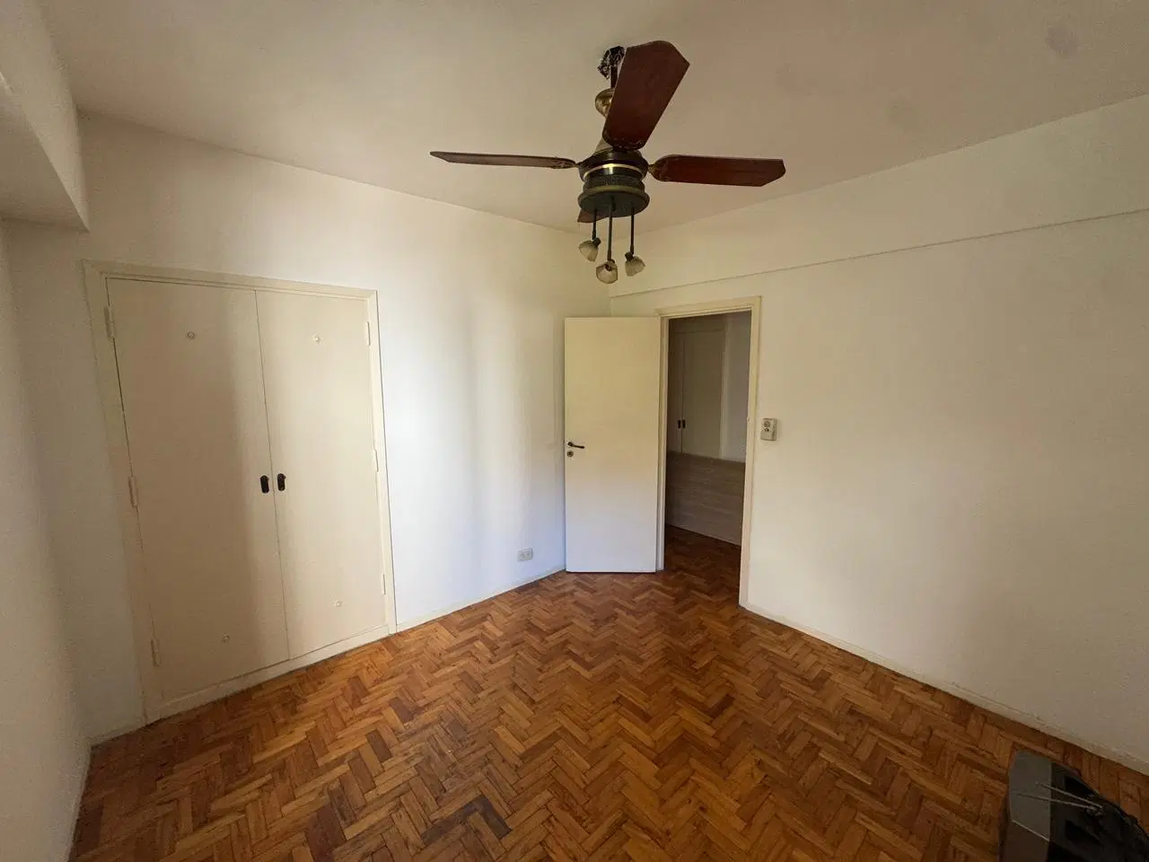 Departamento 3 ambientes, lavadero, 2 baños, cochera 3