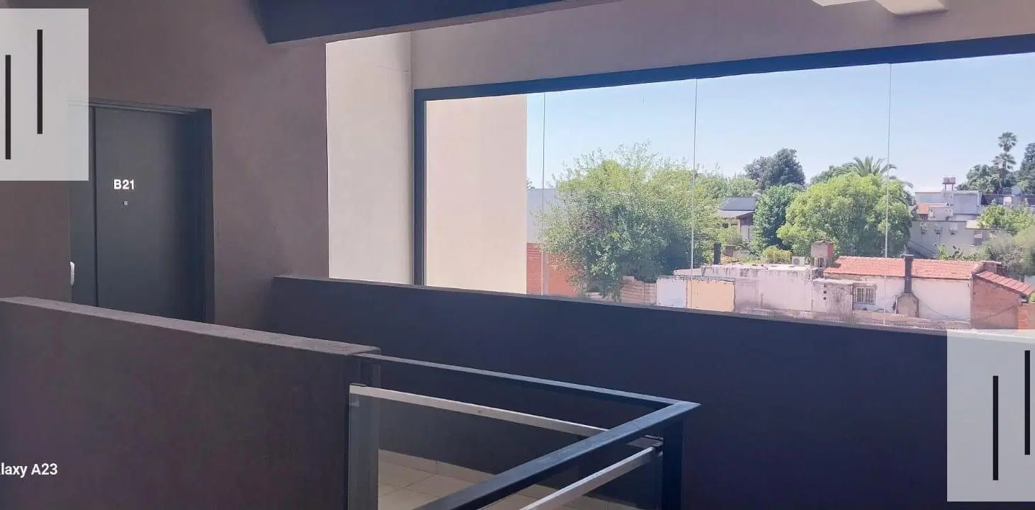 VENTA DEPARTAMENTO DE 2 AMBIENTES EN HURLINGHAM-  PARRILLA, BALCON, COCHERA CUBIERTA, AMENITIES 5