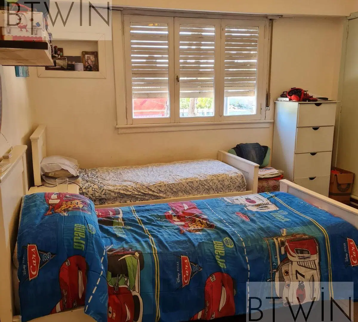 Venta Casa en  Tigre sobre Av. Italia 4