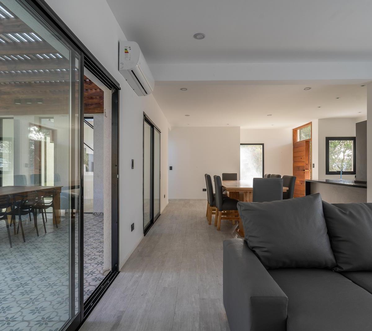 Casa, Venta, Costa Esmeralda, Barrio Ecuestre, Lote 150 2