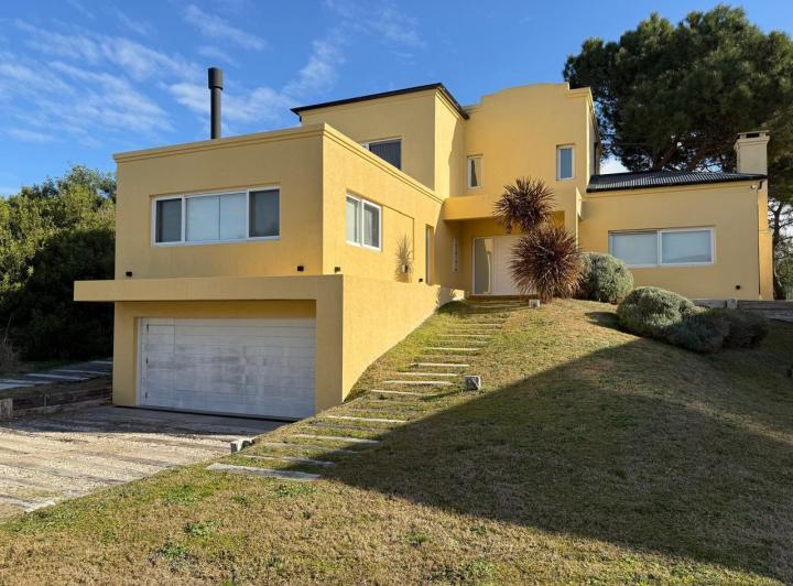ALQUILER TEMPORAL CASA COSTA ESMERALDA, RESIDENCIAL II LOTE 64, 6 AMBIENTES 2